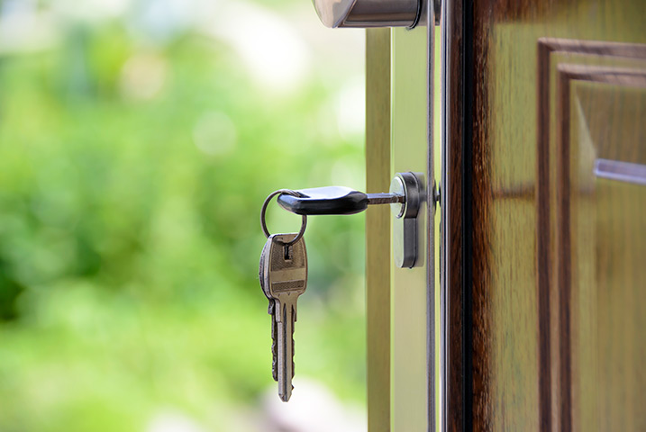 A2B Locks are able to provide local locksmiths in Rainhill to repair your broken locks. 
